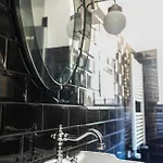Santanotte Apartment